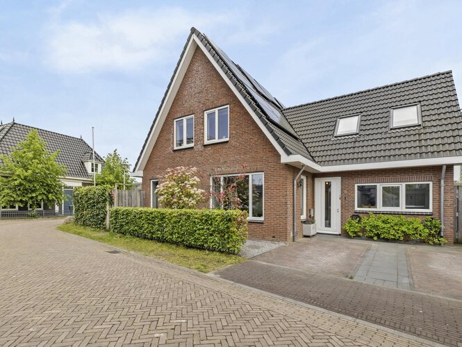 Pim Jacobsstraat 8 HILVERSUM Pim Jacobsstraat 8 HILVERSUM