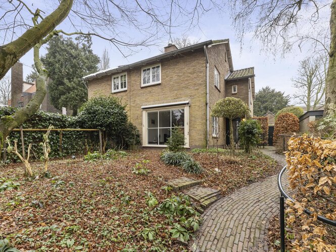 Otto'slaan 10 HILVERSUM Otto'slaan 10 HILVERSUM