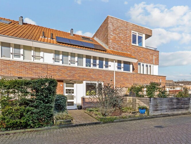 Meester Pluimhof 37 BAARN Meester Pluimhof 37 BAARN